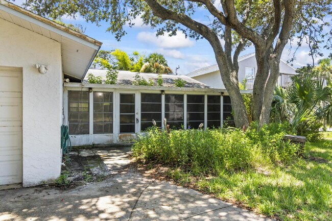 Building Photo - Flagler Beach