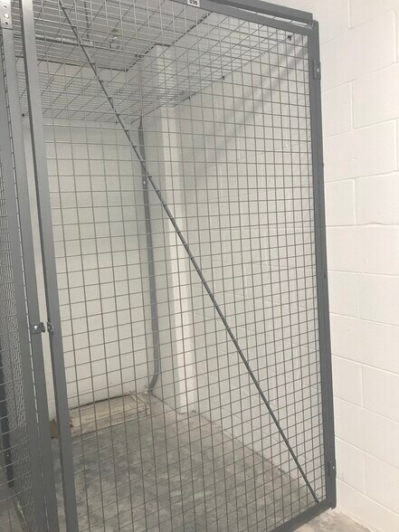 Climate controlled storage locker - 1111 Central Ave