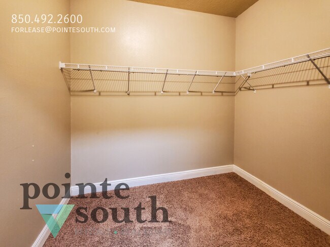 Building Photo - 2263 Somerville Ct