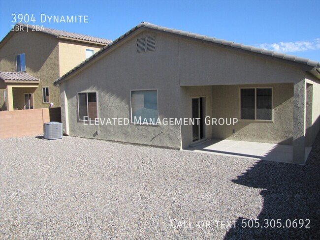 Building Photo - 3904 Dynamite-