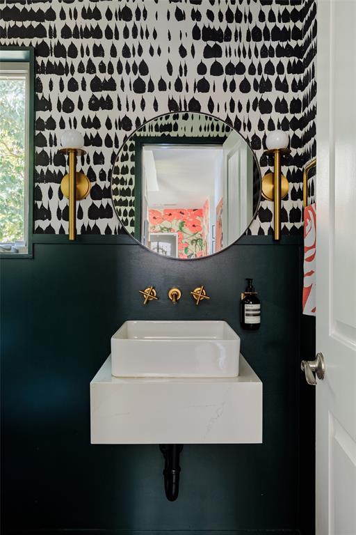 Building Photo - 2412 Wilson St