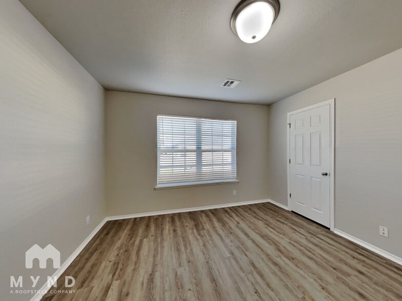 Building Photo - 3506 E Emmitsburg Pl