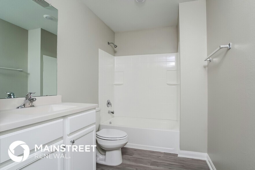 Building Photo - 25209 Dickens Dr
