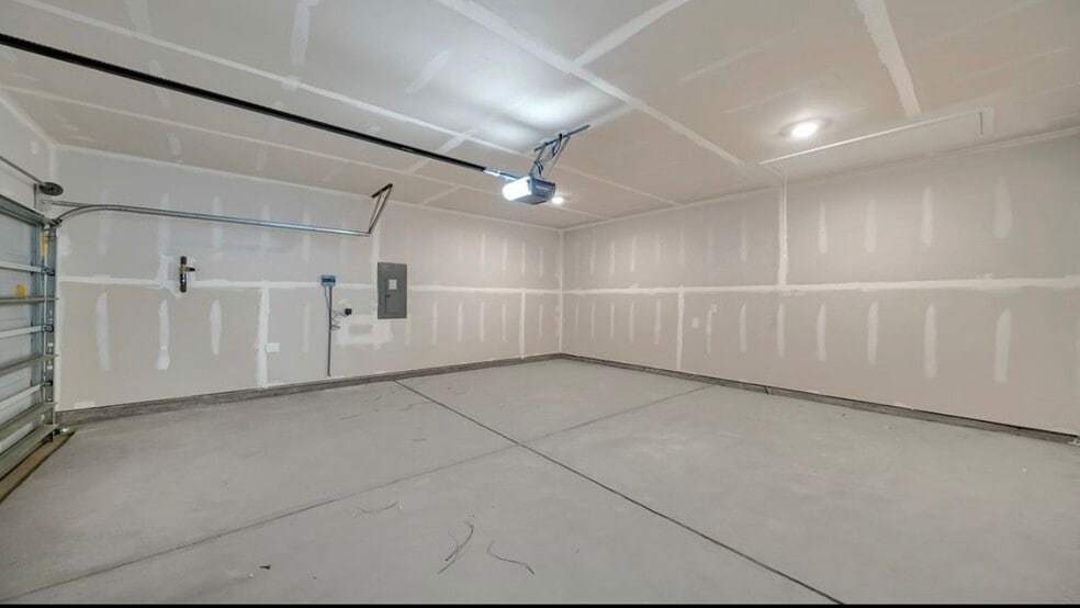 Building Photo - 1273 Mosser Dr