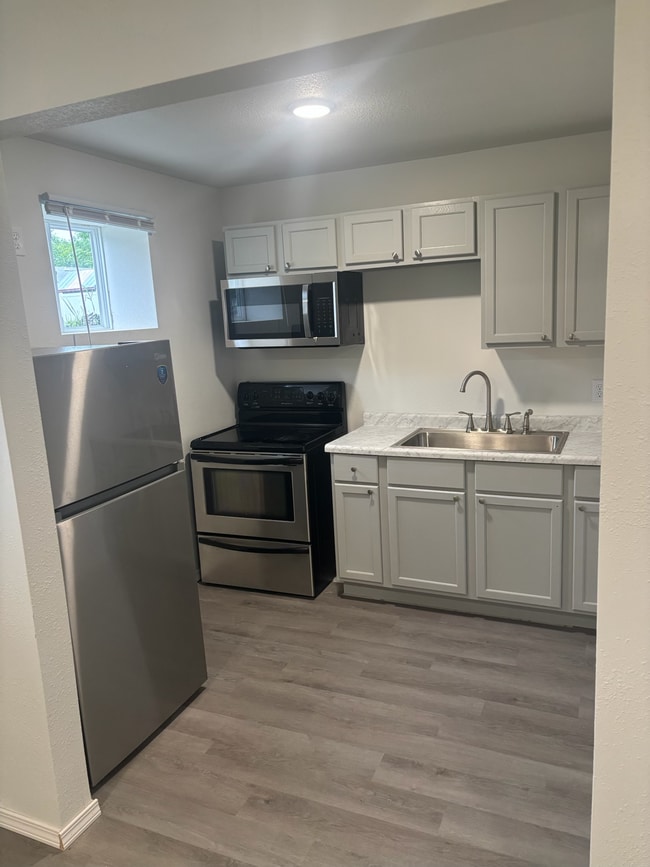 Building Photo - Seward Apartments