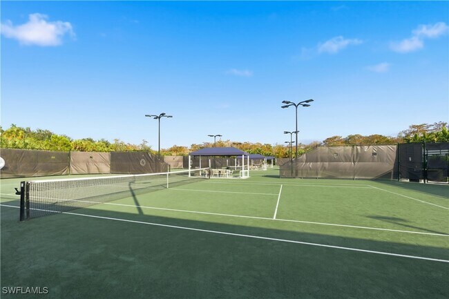 Building Photo - 11899 Gardenia Ave