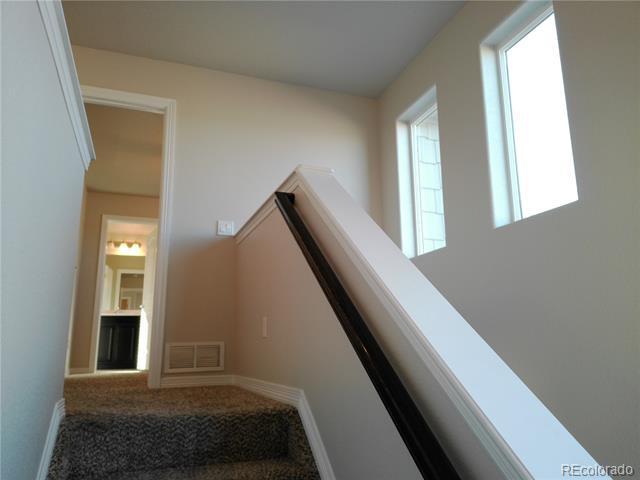 Building Photo - 9432 Beryl Dr