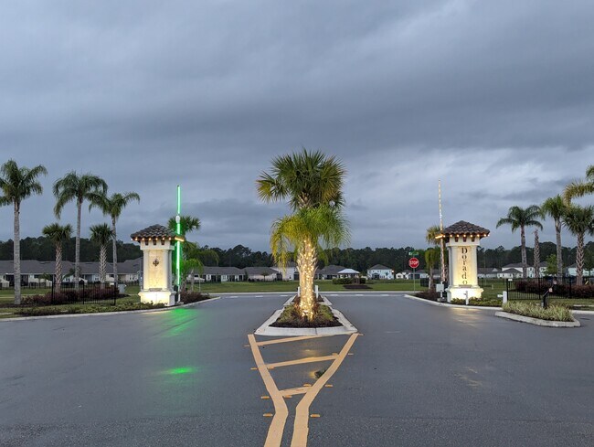 Building Photo - 96 Zancara St