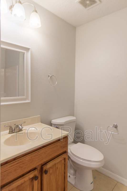 Building Photo - 529 Peace Dr