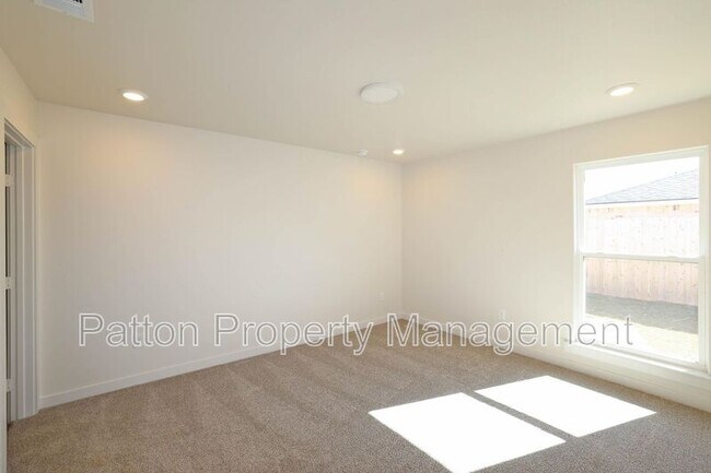 Building Photo - 8905 Tarrant Rd