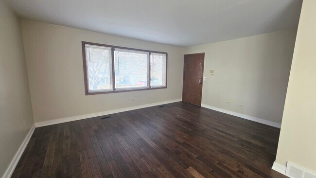 Building Photo - 623 S McKinley Ave