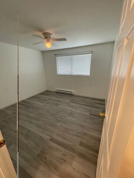 Bedroom - 3695 Fargo St