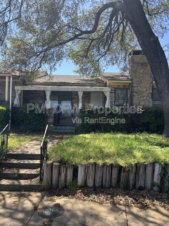 Primary Photo - 1510 Cherrycrest Ln