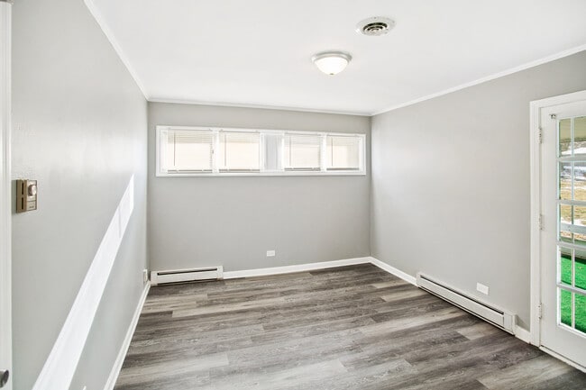 Building Photo - 17306 Holmes Ave