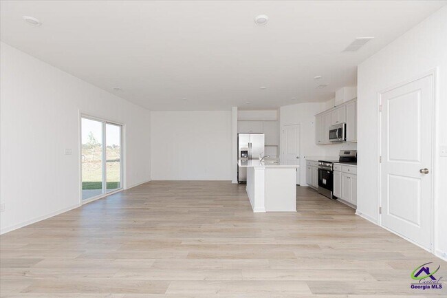 Building Photo - 218 Hickory Rdg Trl