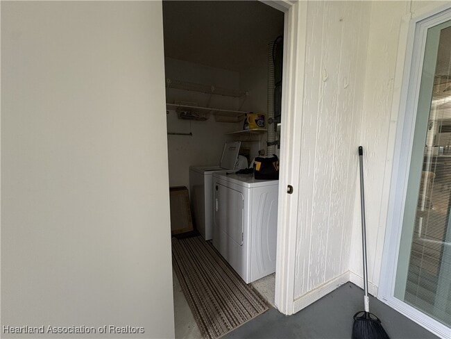 Building Photo - 4722 Granada Blvd