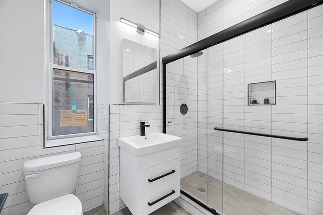 Building Photo - 155 Rivington St