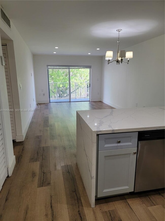 Building Photo - 5112 NW 79th Ave