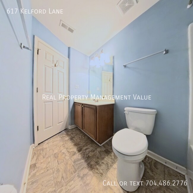 Building Photo - 617 Kelford Ln