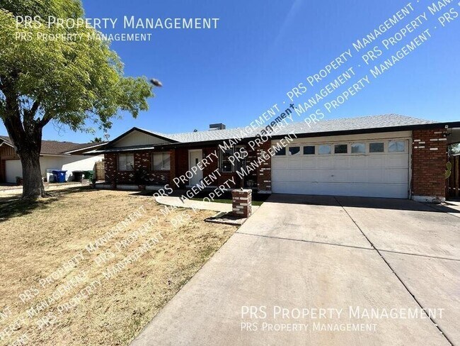 Building Photo - 711 N Oracle-