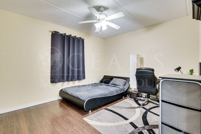 Building Photo - Wake Up to the Ocean Breeze – Your Beachsi...
