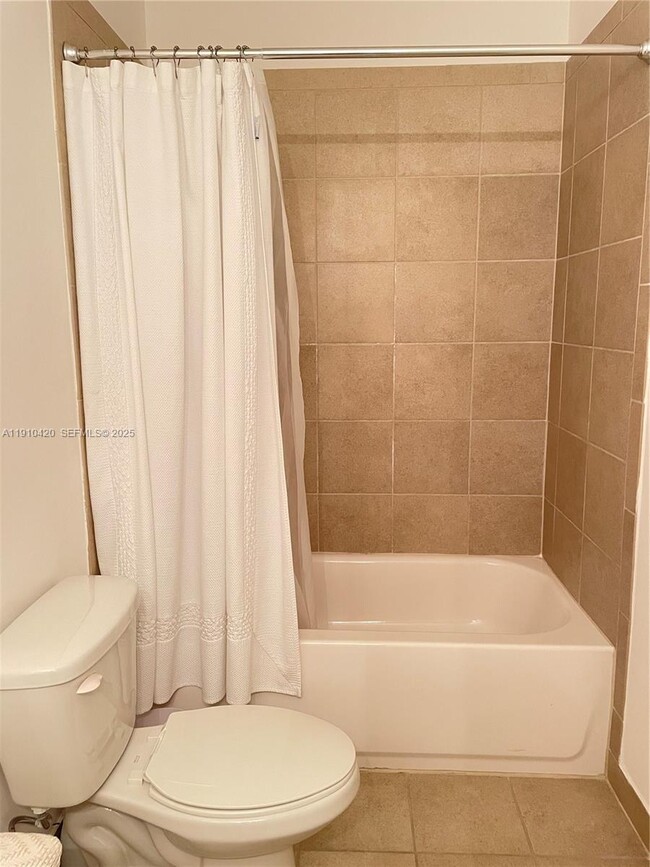 Building Photo - 27563 SW 139th Pl