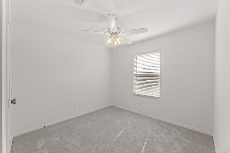 Building Photo - 816 Breakwater Dr