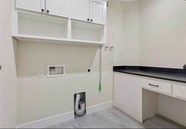 Building Photo - 4002 Heru Ct