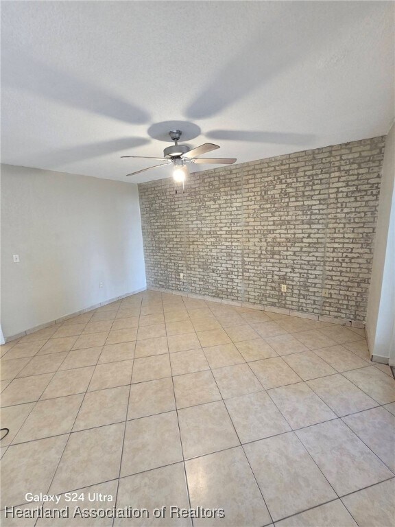 Building Photo - 309 Sparrow Ave