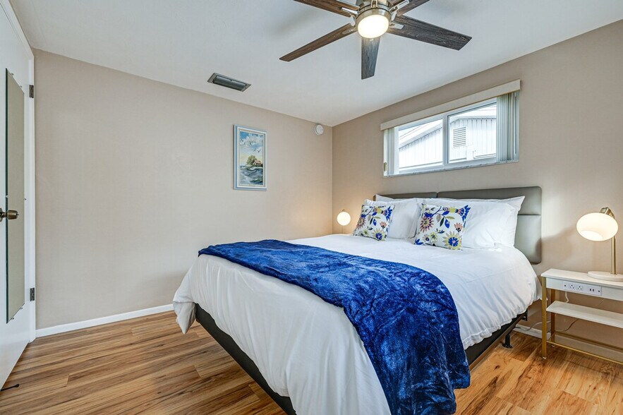 Building Photo - 7536 Topay Ln