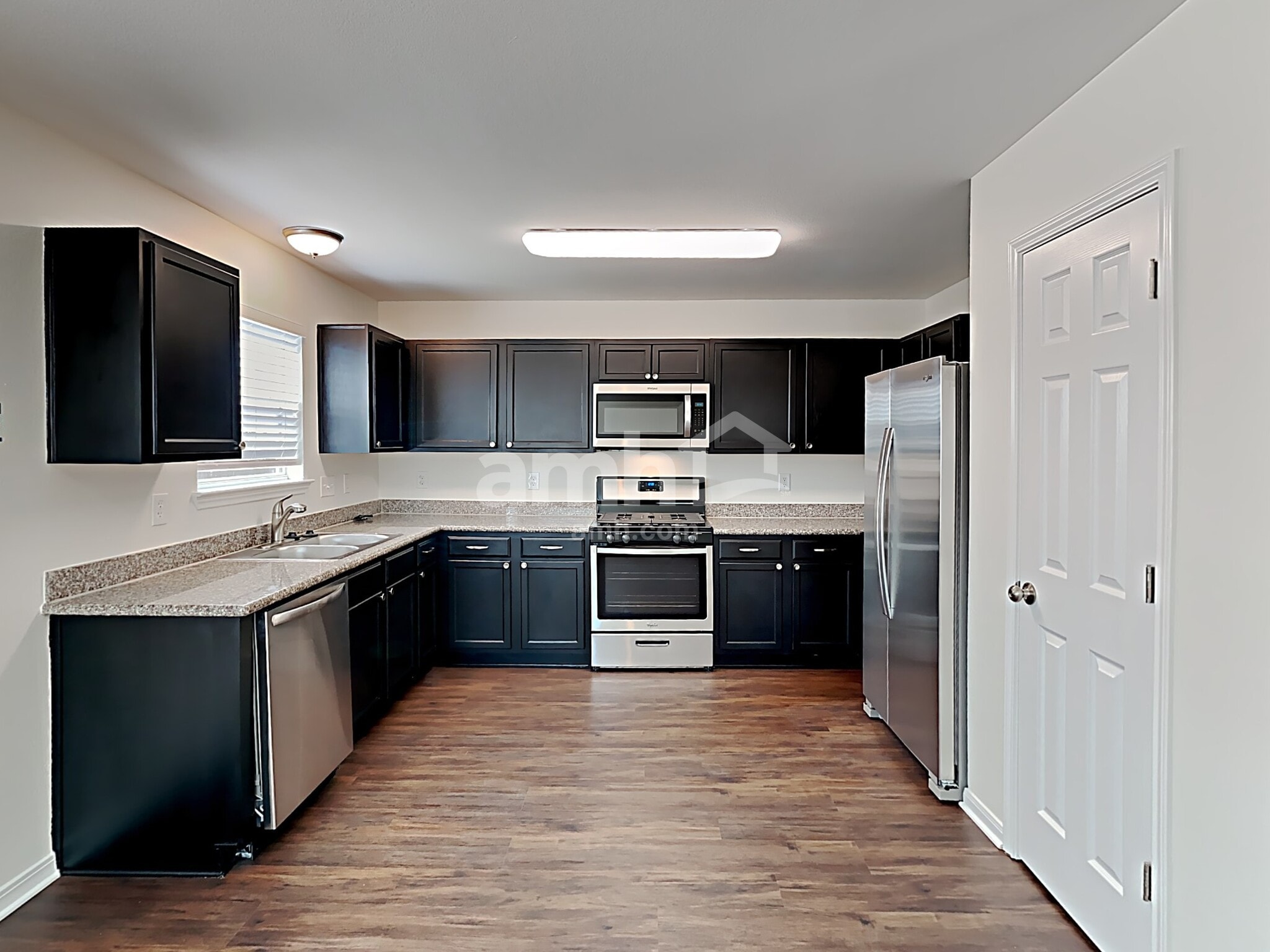 Building Photo - 18011 Shallow Leaf Ln