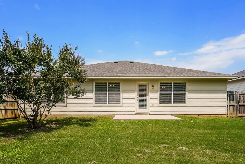 Building Photo - 908 Chase Ln