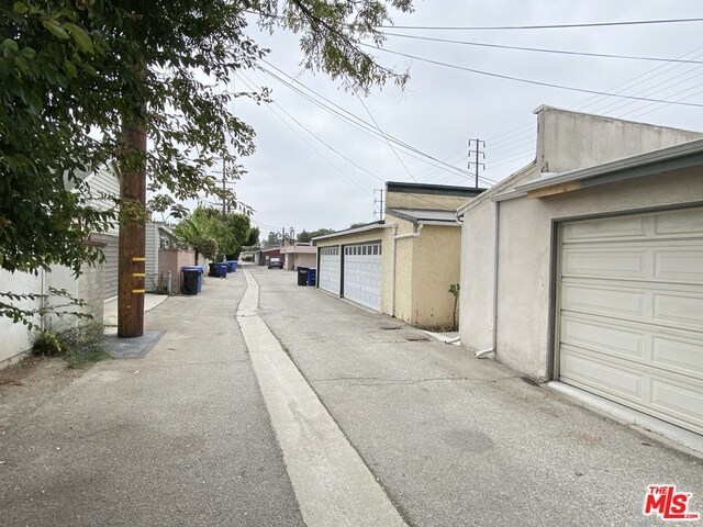 Building Photo - 4310 Overland Ave