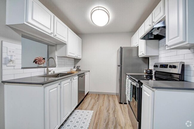 Modern Kitchen - One Bedroom - Taluswood Apartments