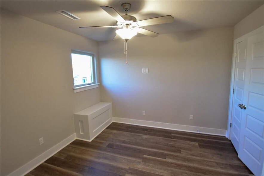 Building Photo - 747 N Malbec Rd