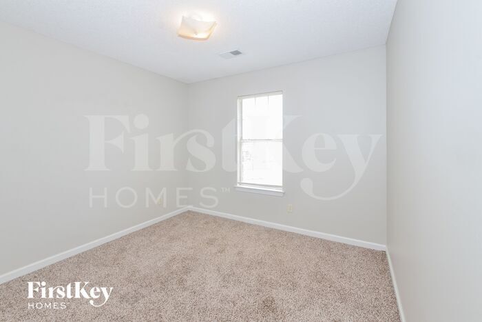 Building Photo - 7701 Belmont Run Cove