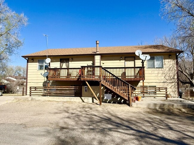Building Photo - 511 Peterson Dr