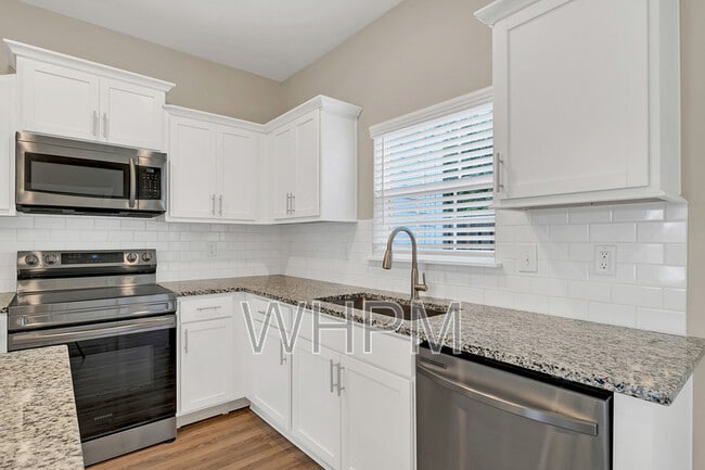 Building Photo - 127 Dry Creek Commons Dr