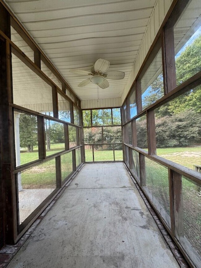 Building Photo - 1100 O'Berry Road
