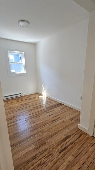 Building Photo - 35 Springside Ave