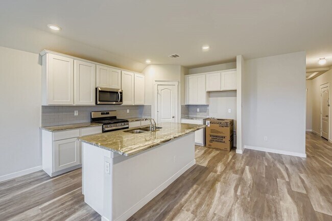 Building Photo - 6132 True Vine Rd