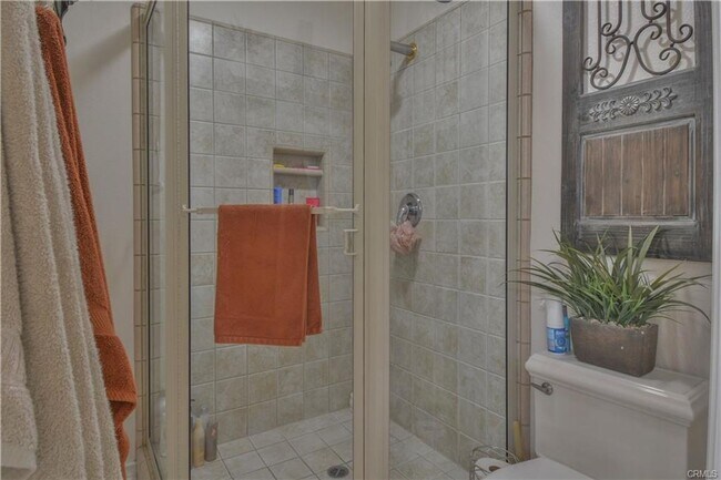 Building Photo - Charming Mountain Retreat across from Golf Course