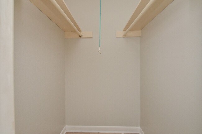 Building Photo - 5243 Greylog Dr