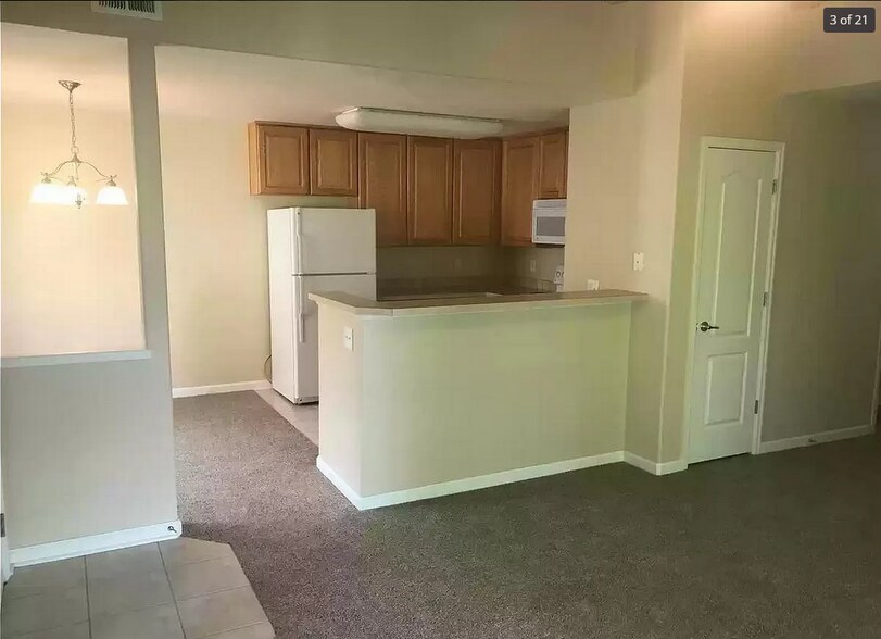 Building Photo - 4735 Hahns Peak Dr