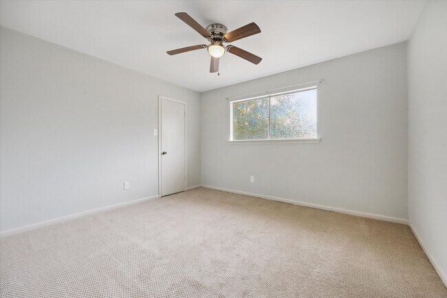 Building Photo - 12710 Westleigh Dr