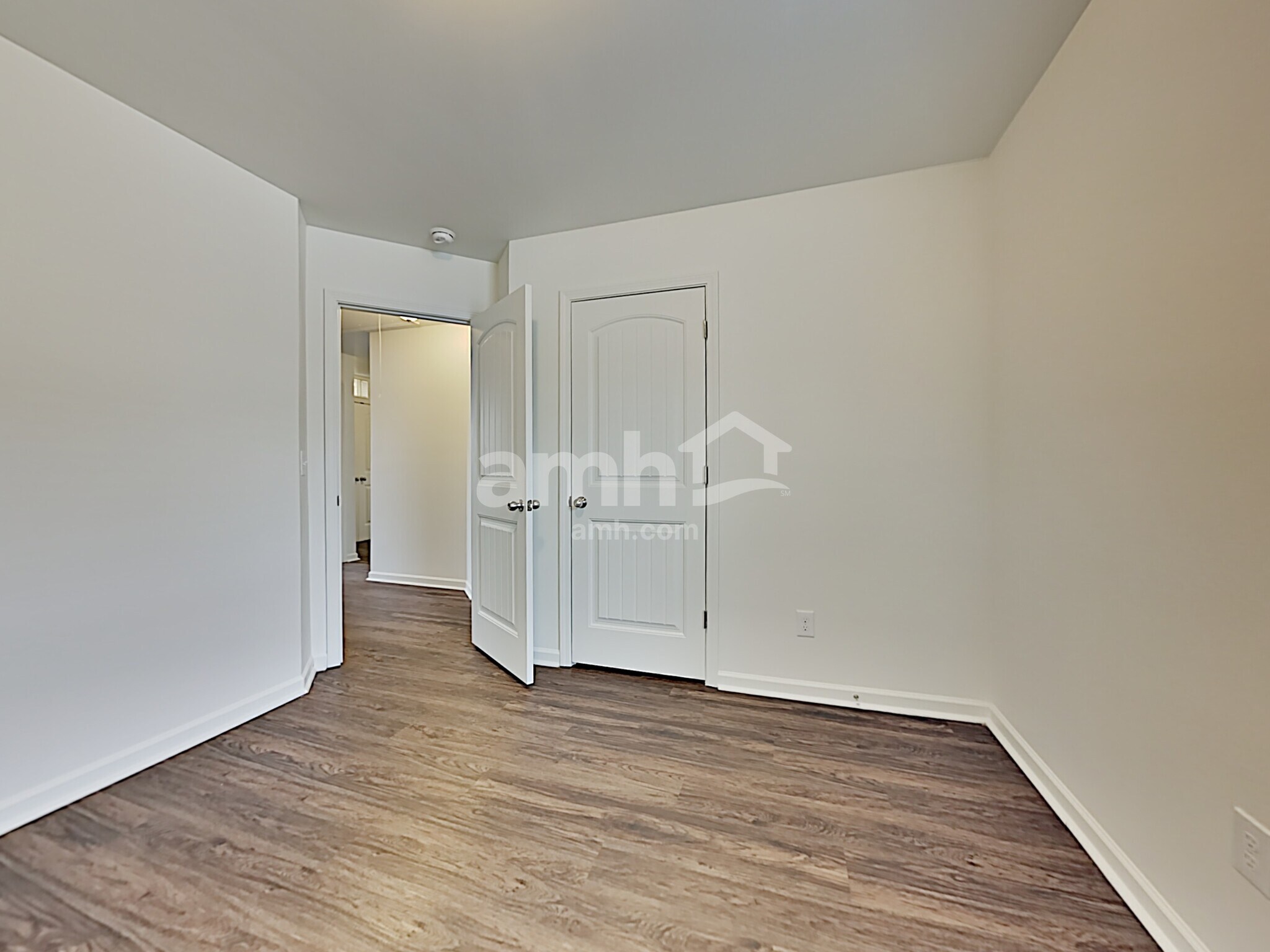 Building Photo - 3730 Nicolyn Dr