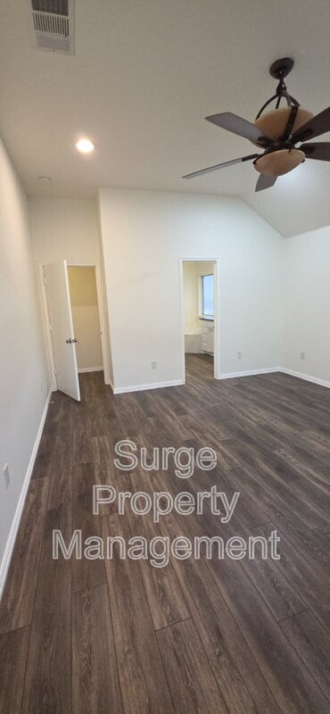 Building Photo - 629 Dorchester Dr