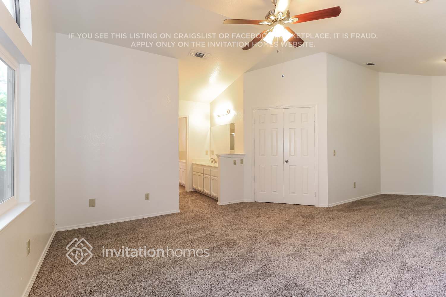 Building Photo - 8186 Devon Park Ct