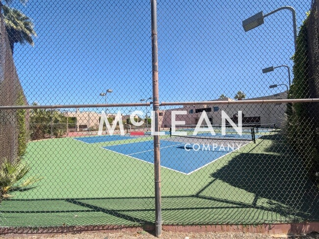 Building Photo - The Village Racquet Club - 2 Bedroom, 2 Ba...