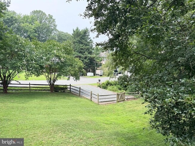 Building Photo - 3302 Aquia Dr